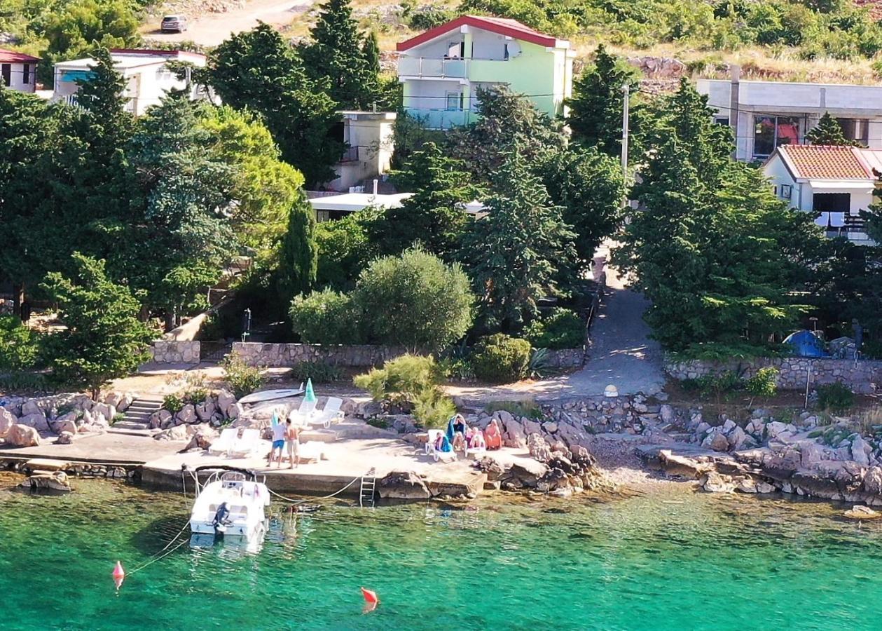 Vila Dadic Apartment Karlobag