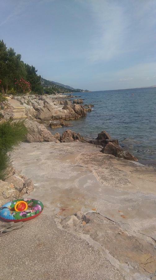 Vila Dadic * Karlobag
